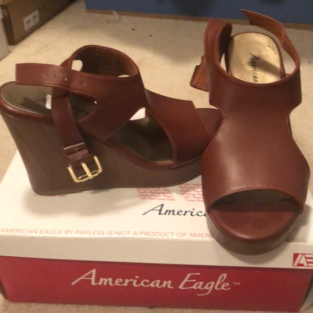 Wedge sandals